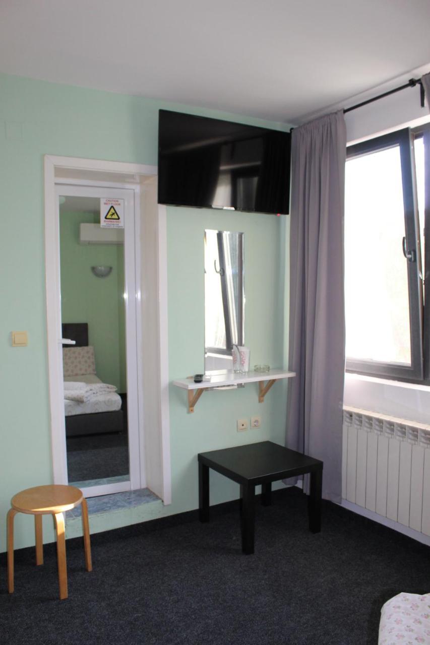 Hotel Color Asenovgrad Buitenkant foto